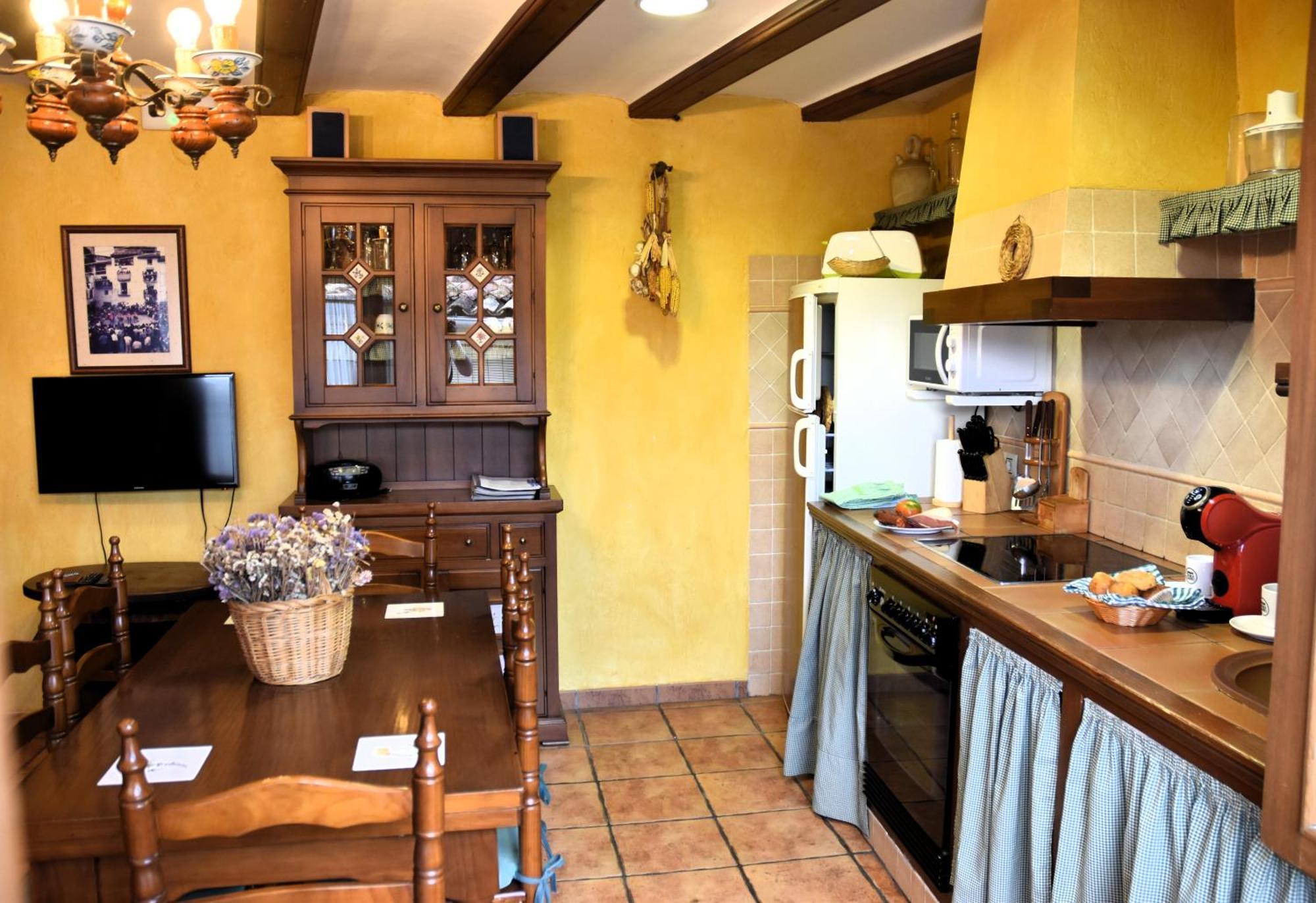 Casa Rural Nuri De Rei A Y B Todolella Eksteriør billede