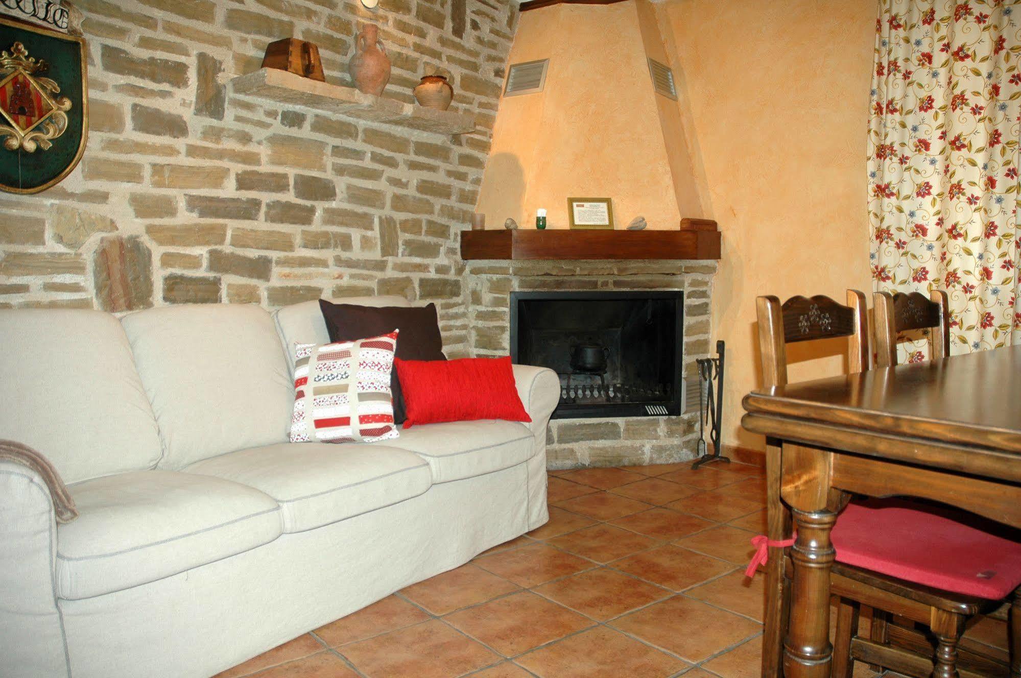 Casa Rural Nuri De Rei A Y B Todolella Eksteriør billede